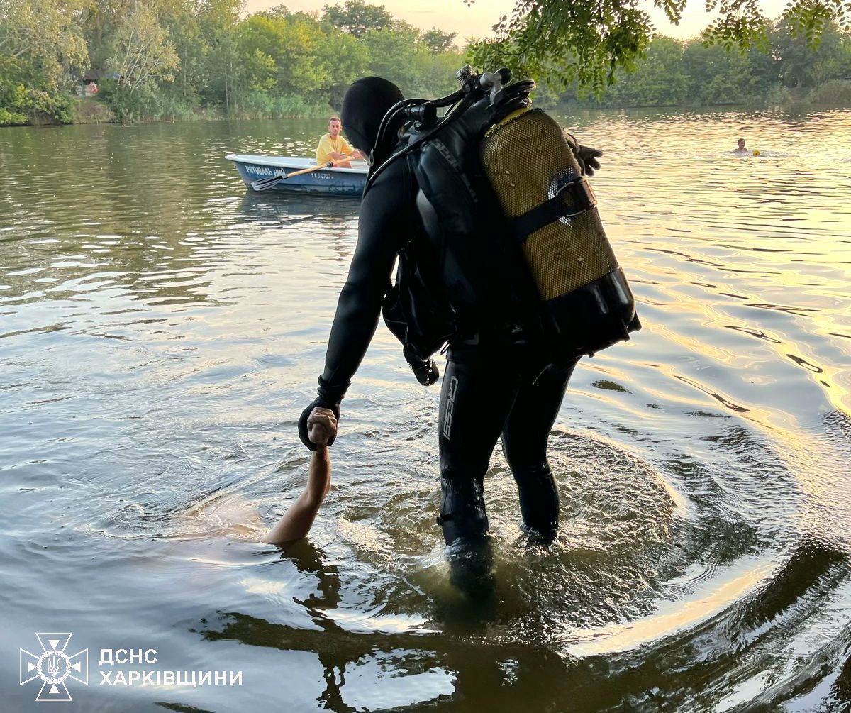 У Харкові з річки вилучили тіло чоловіка: що відомо (фото)